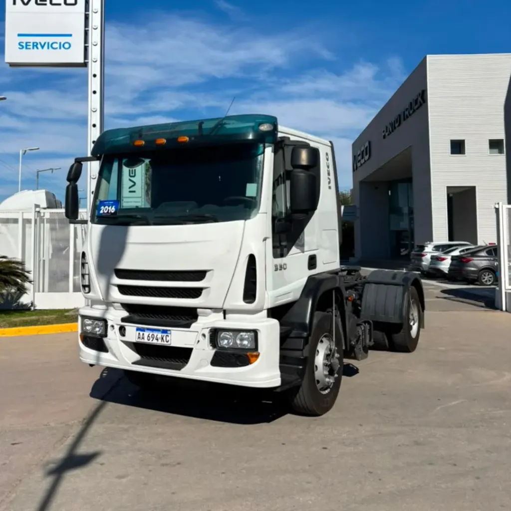 IVECO CURSOR 450C33 TECHO BAJO TRACTOR