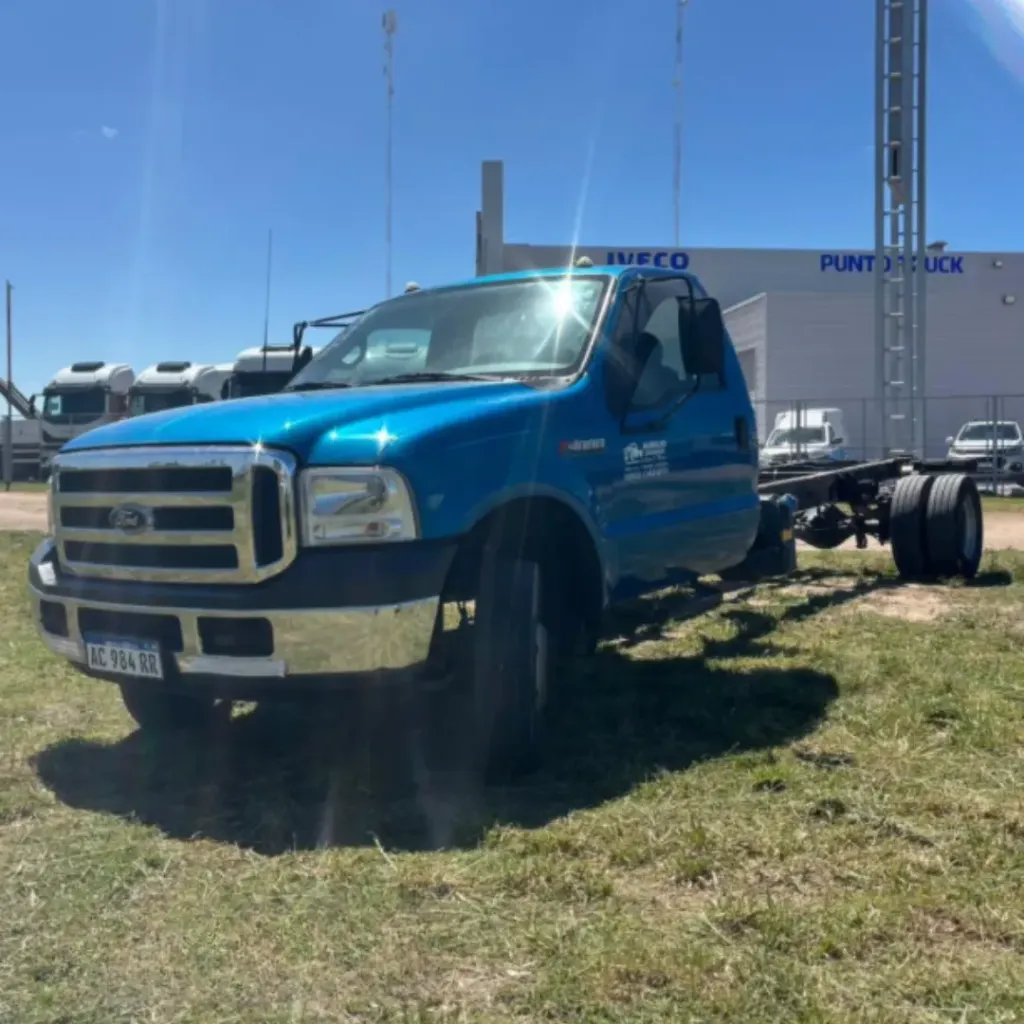 FORD F-4000 CHASIS