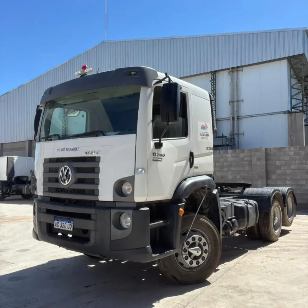 VOLKSWAGEN 17.280 6X2 TRACTOR
